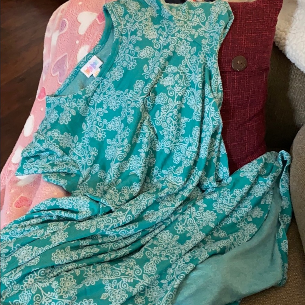 Lularoe Carly Dress